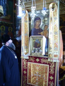 У чудотворной икона "Всецарица" в монастыре Ватопед
